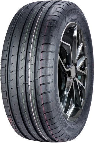 215/45ZR18 (245/40R18) 93Y XL Windforce Catchfors UHP
