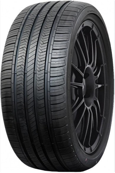 235/60R17 102H Sunny NU025