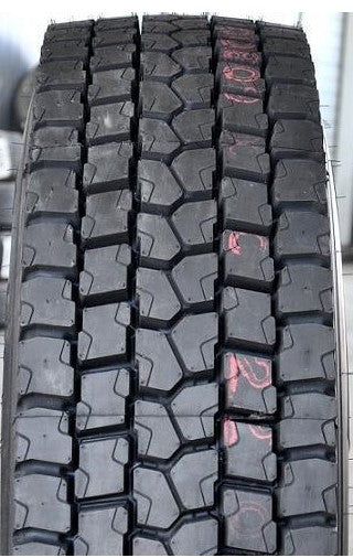 245/70R19.5 136/134M Pirelli TR 01